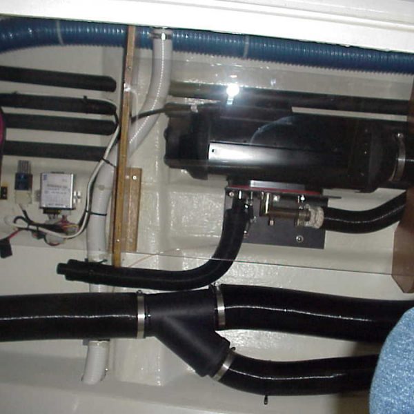Intrepid, new Espar heater Intrepid
