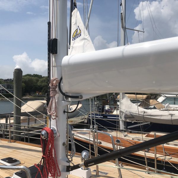 NEW LEISURE-FURL BOOM NEW LEISURE-FURL BOOM